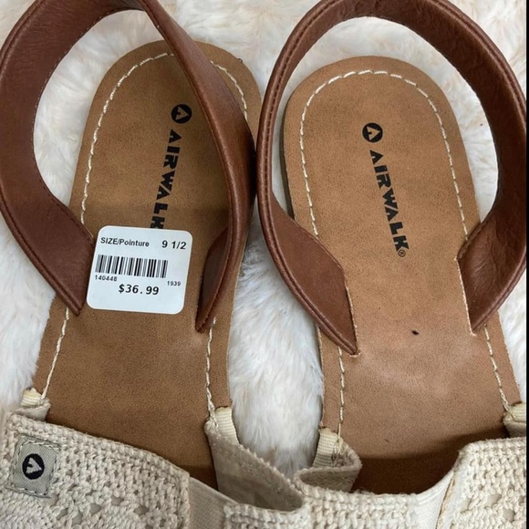 Airwalks - Picture 3 of 4